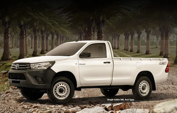 hilux-s-cab-front