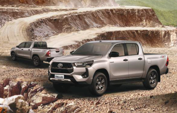 toyota-hilux-D-Cab-kartika-sari-malang