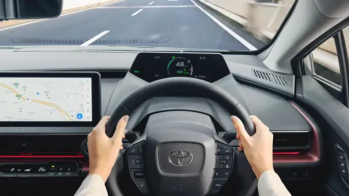 Fitur Hybrid Toyota untuk Efisiensi & Lingkungan